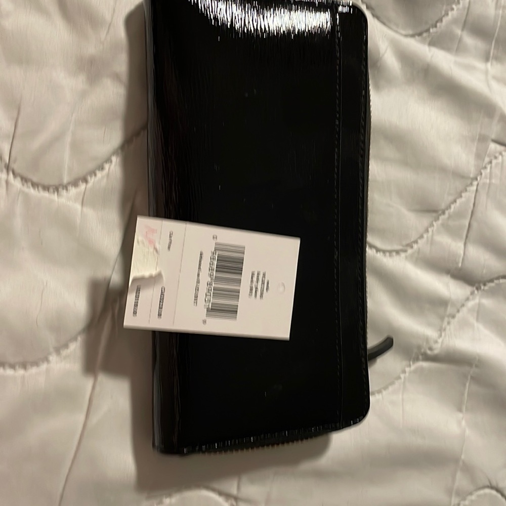 Kate spade bixby place wallet